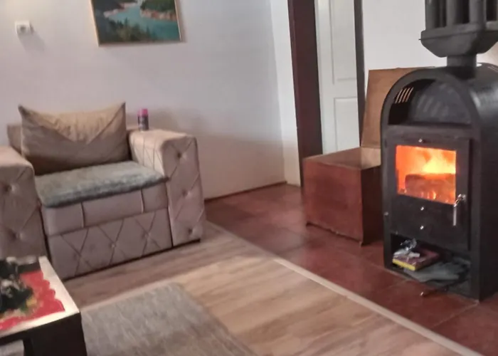 Planinska Kuca Dusan Vikendica Mitrovac